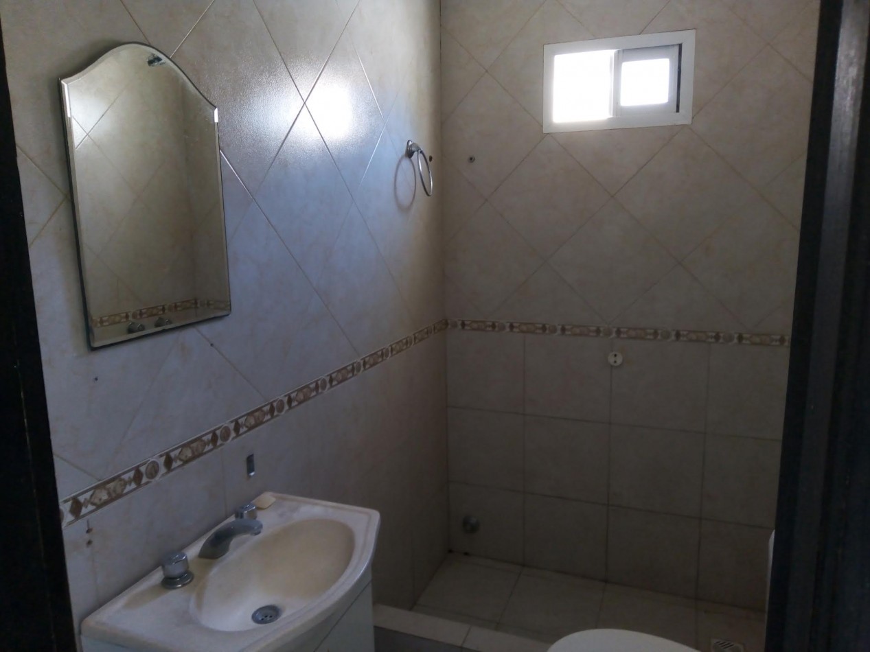 Venta de Ph de 3 ambientes, local y departamento Calasanz y Lijo Lopez