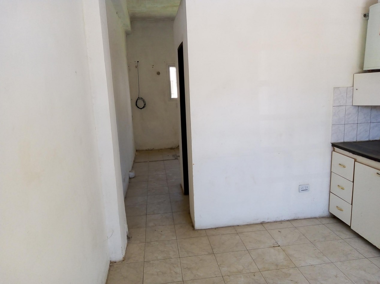 Venta de Ph de 3 ambientes, local y departamento Calasanz y Lijo Lopez