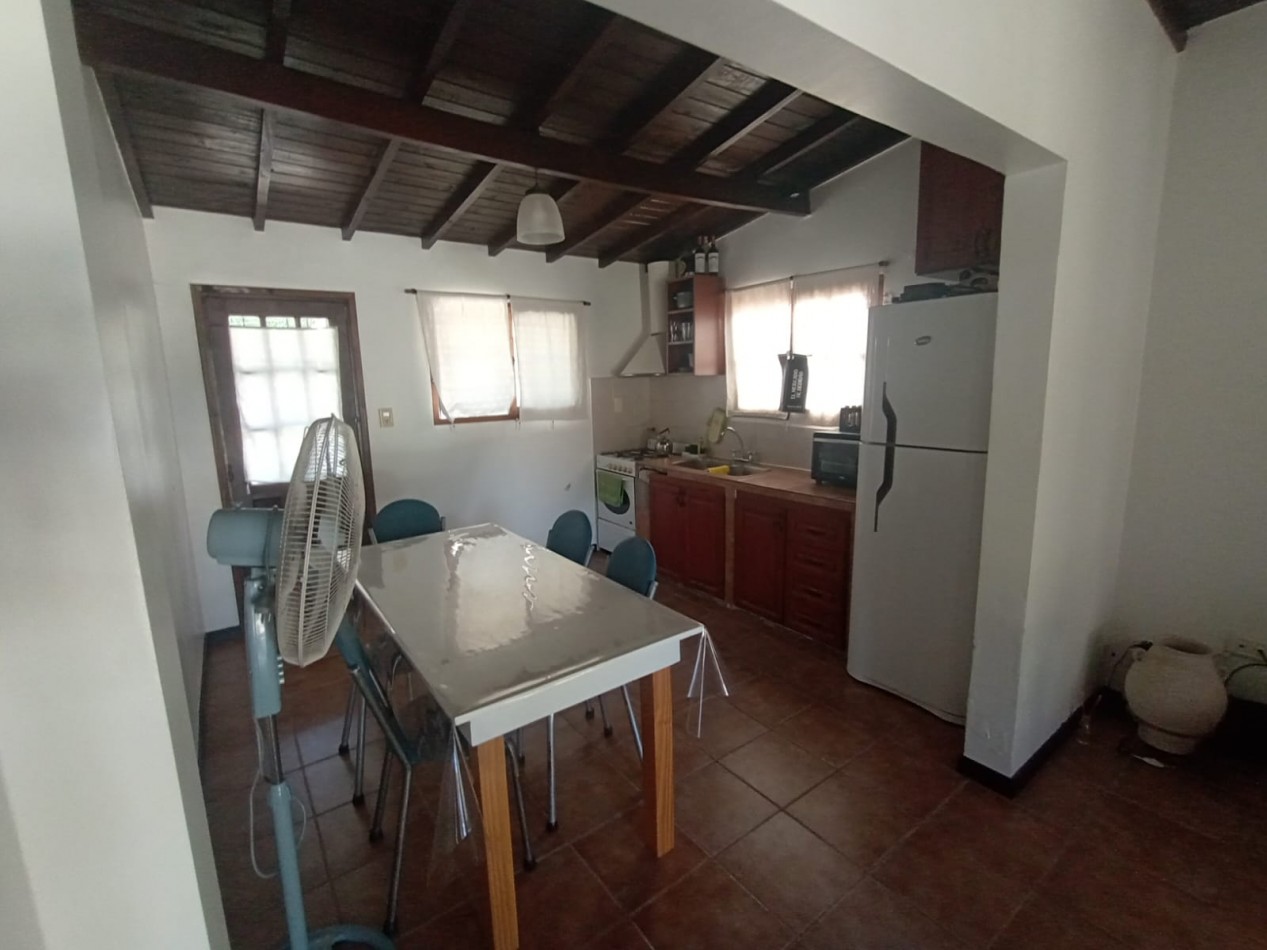 Casa de 3 ambientes en Barrio Los Pinares Piran y Valencia