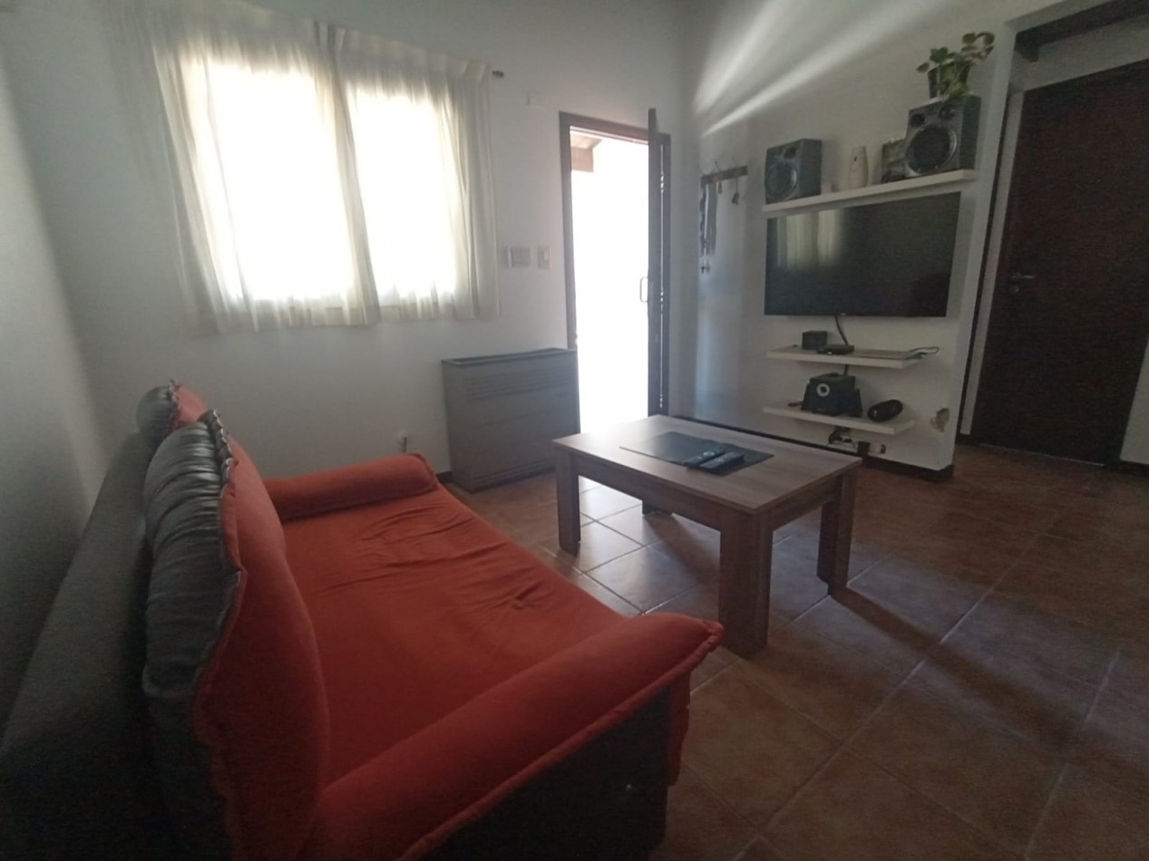 Casa de 3 ambientes en Barrio Los Pinares Piran y Valencia