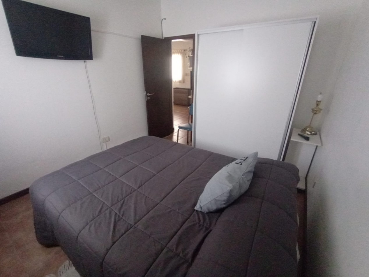 Casa de 3 ambientes en Barrio Los Pinares Piran y Valencia
