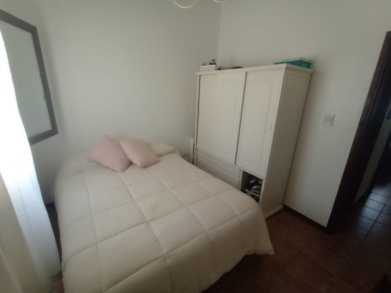 Casa de 3 ambientes en Barrio Los Pinares Piran y Valencia