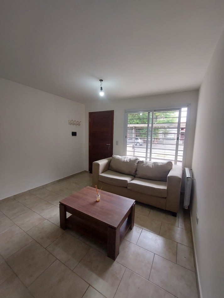 DUPLEX BARRIO POMPEYA ALQUILER 24 MESES