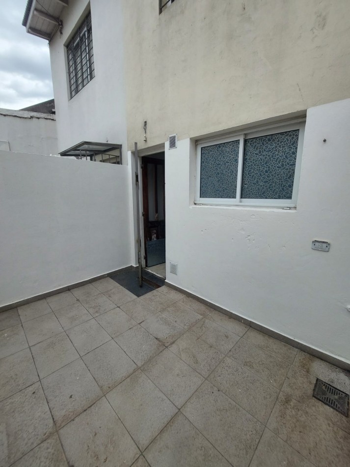 DUPLEX BARRIO POMPEYA ALQUILER 24 MESES