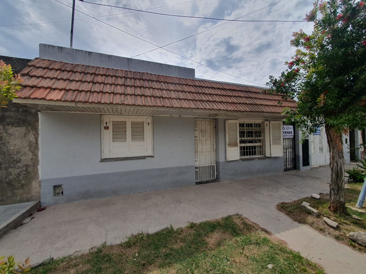 Casa de 3 ambientes Z/ Regional