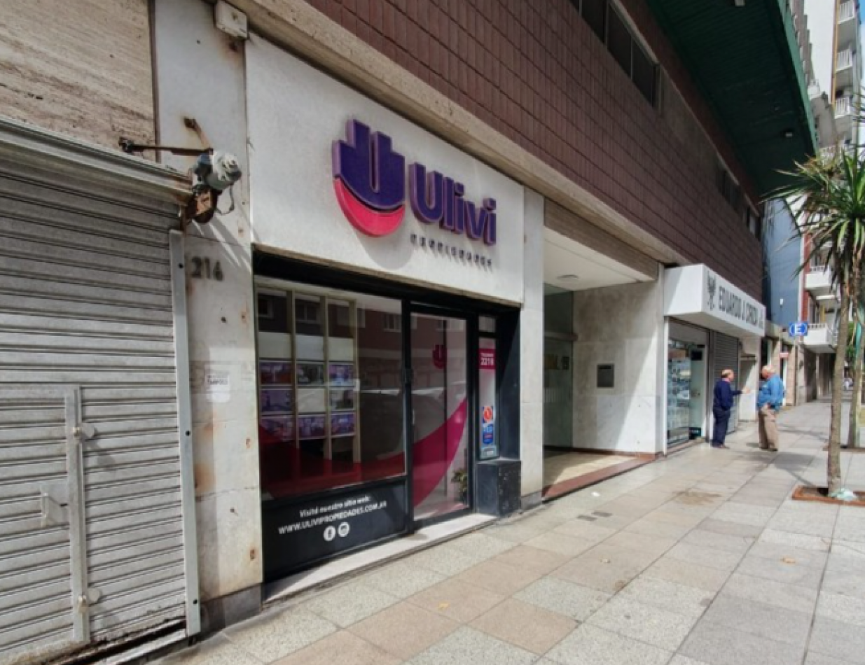 Local comercial a la calle z/ Aldrey Tucuman y Colon