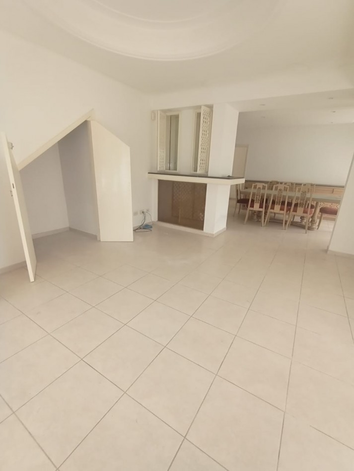 Chalet en Z/ San Carlos con 2 cocheras