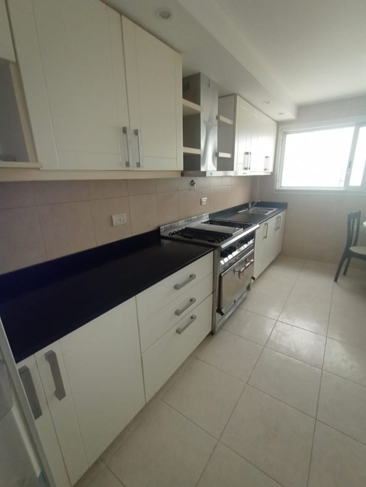 Chalet en Z/ San Carlos con 2 cocheras
