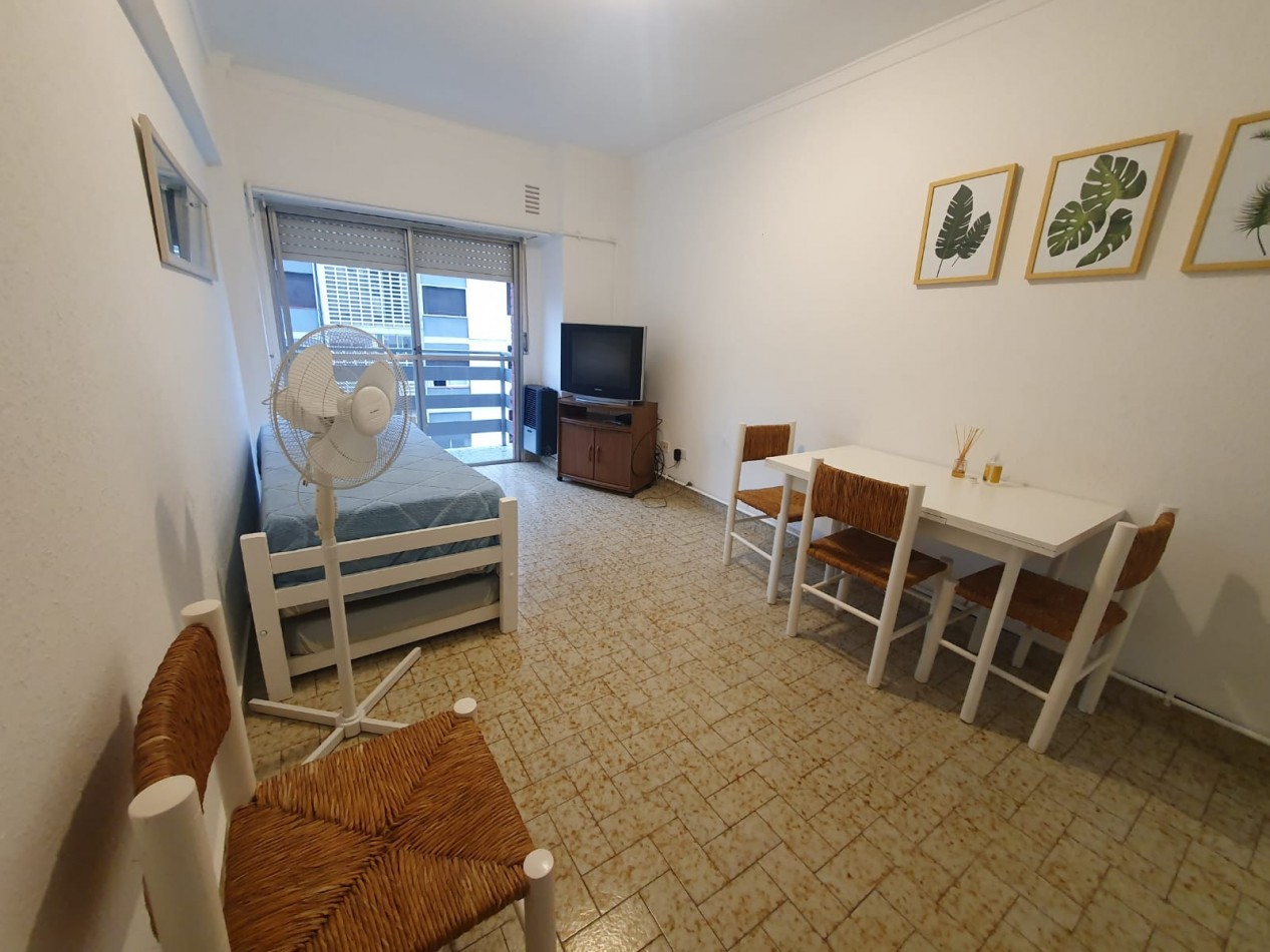 2 ambientes a la calle z/ Paseo Aldrey Falucho y Arenales