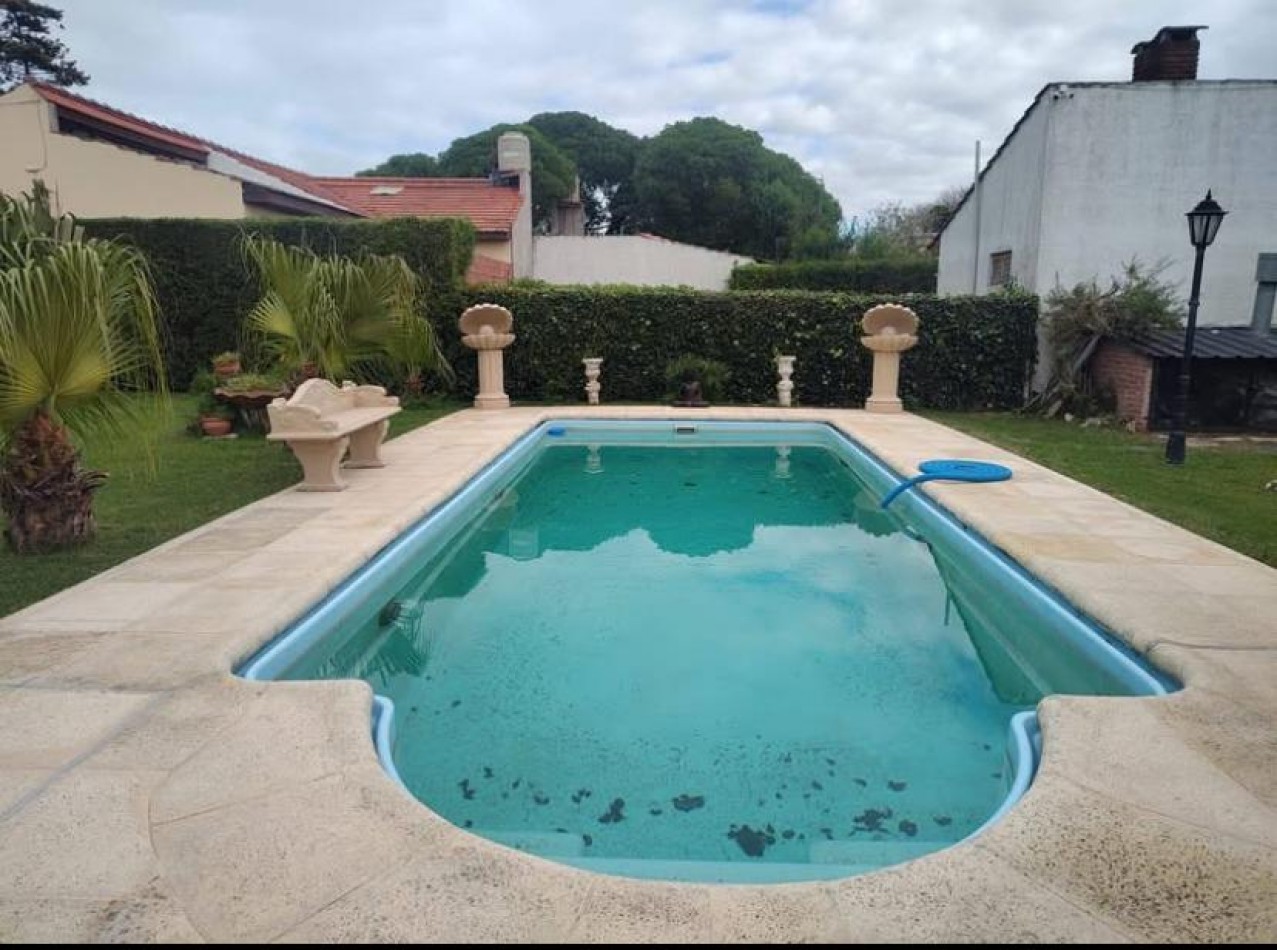 Chalet de categoria en barrio Alfar a 5 cuadras del mar