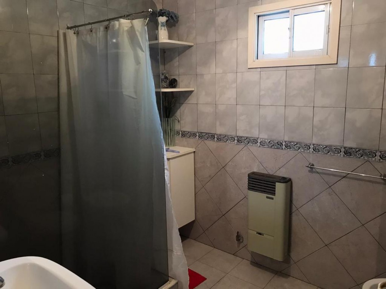 Chalet de categoria en barrio Alfar a 5 cuadras del mar