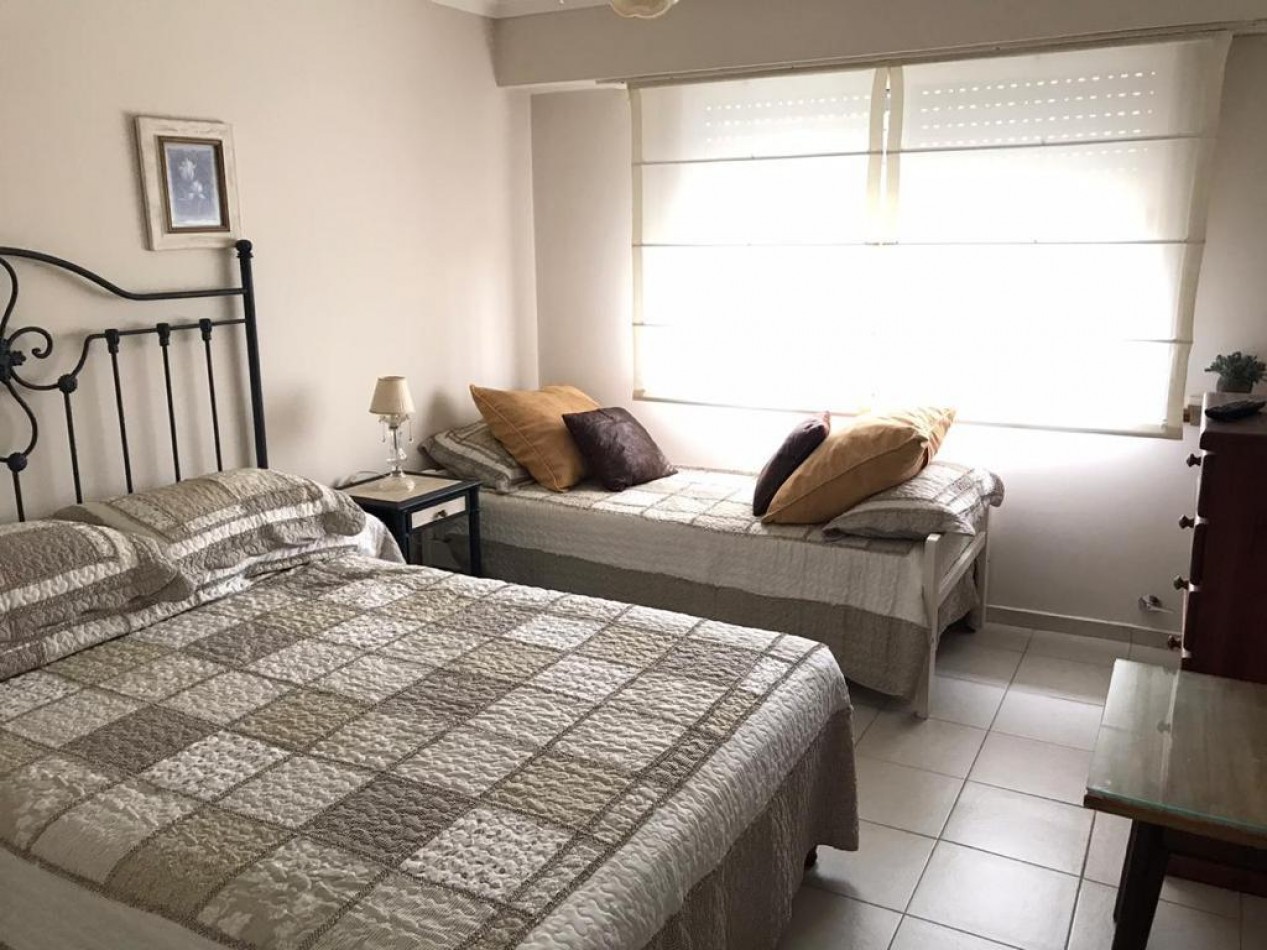 Chalet de categoria en barrio Alfar a 5 cuadras del mar