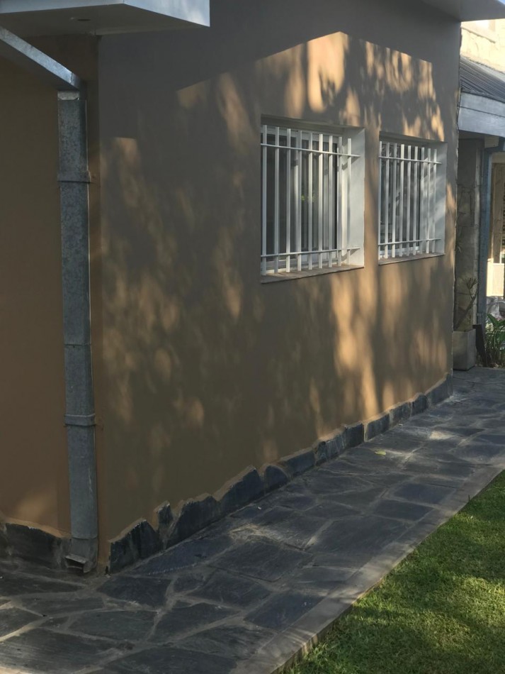 Chalet de categoria en barrio Alfar a 5 cuadras del mar