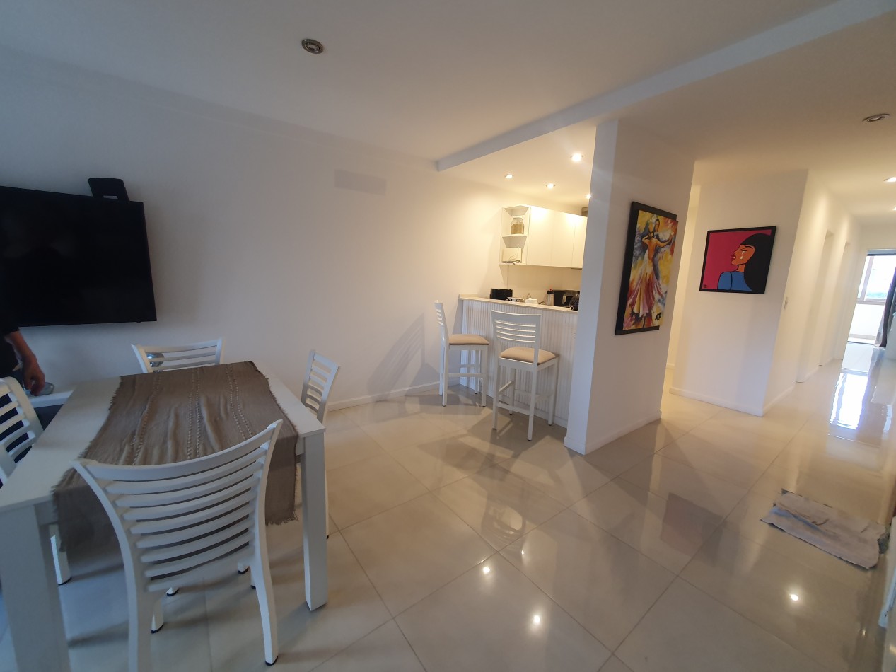 Hermoso Semipiso de 3 ambientes con cochera en Plaza Mitre