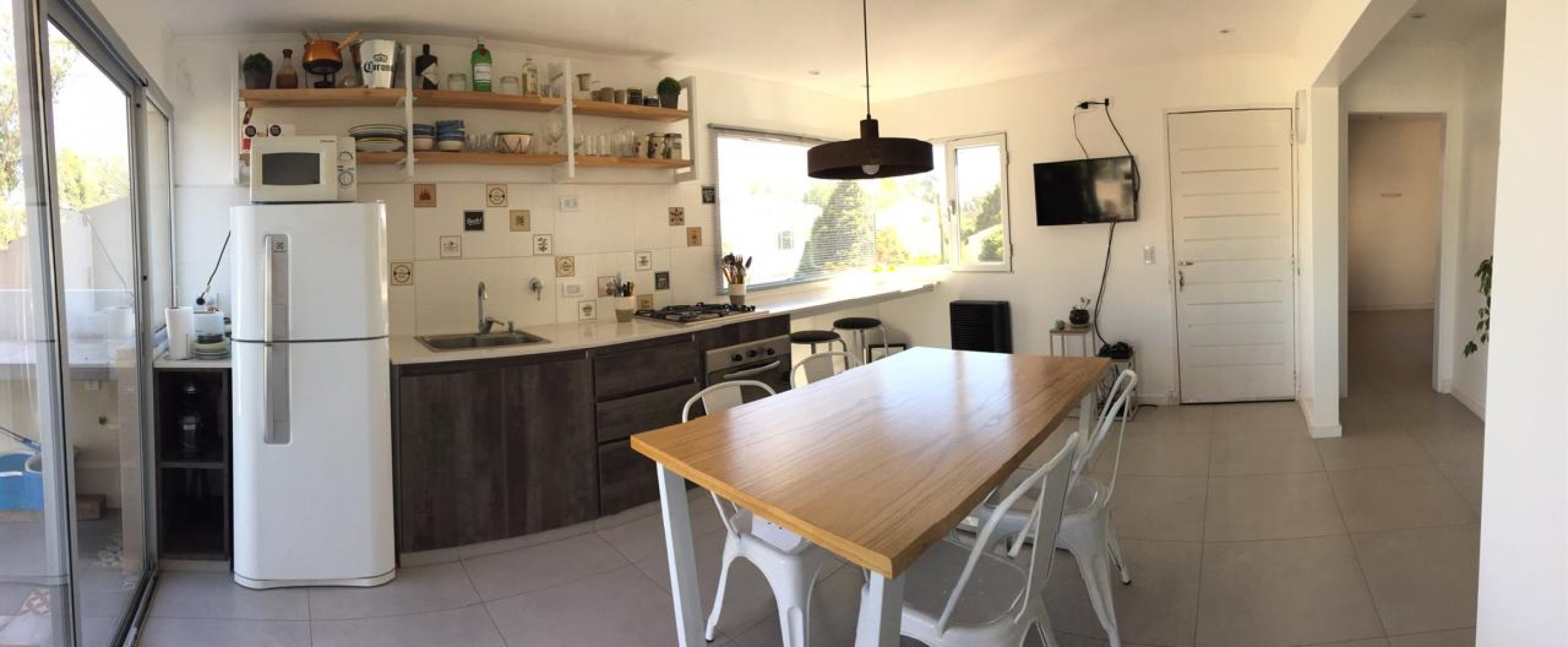 Casa de 3 ambientes multifamiliar mas departamento    Benito Lynch y Pescadores