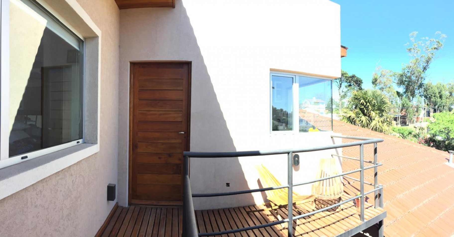 Casa de 3 ambientes multifamiliar mas departamento    Benito Lynch y Pescadores