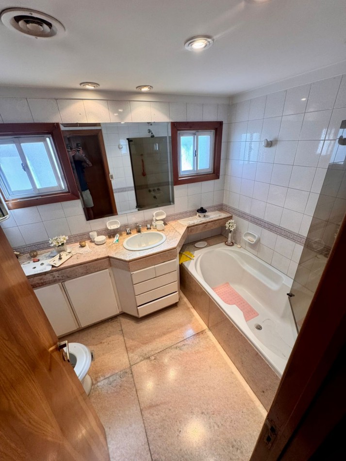 Piso 4 ambientes Santa Fe y Gascon
