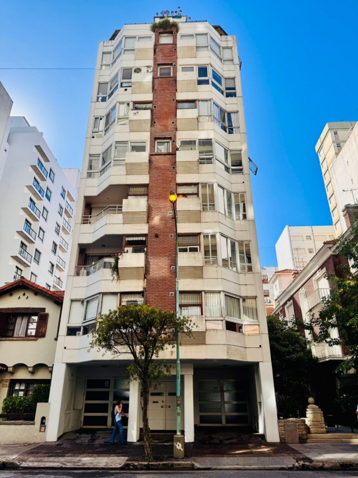Piso 4 ambientes Santa Fe y Gascon
