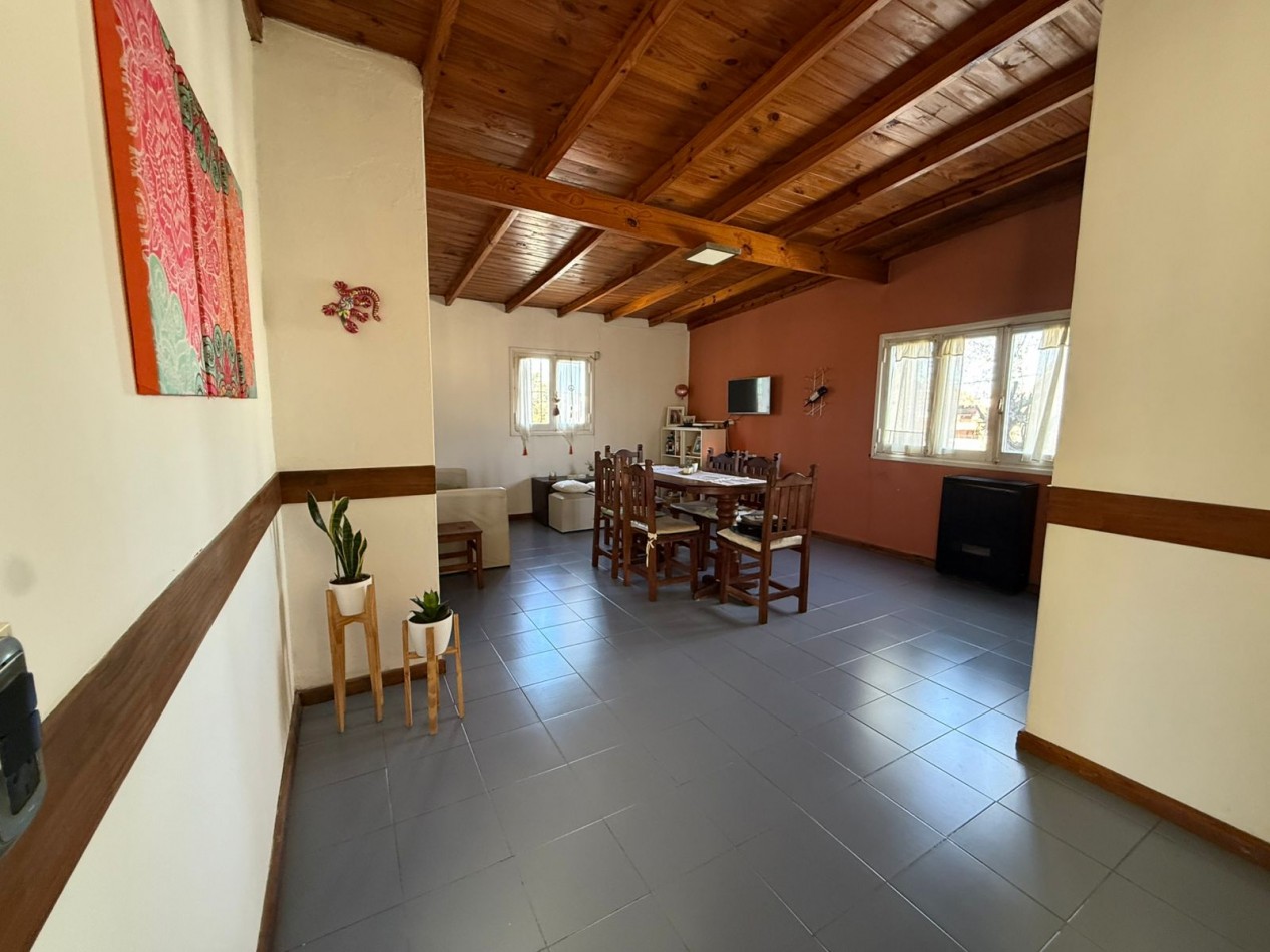 Chalet con departamento en Barrio San Jose
