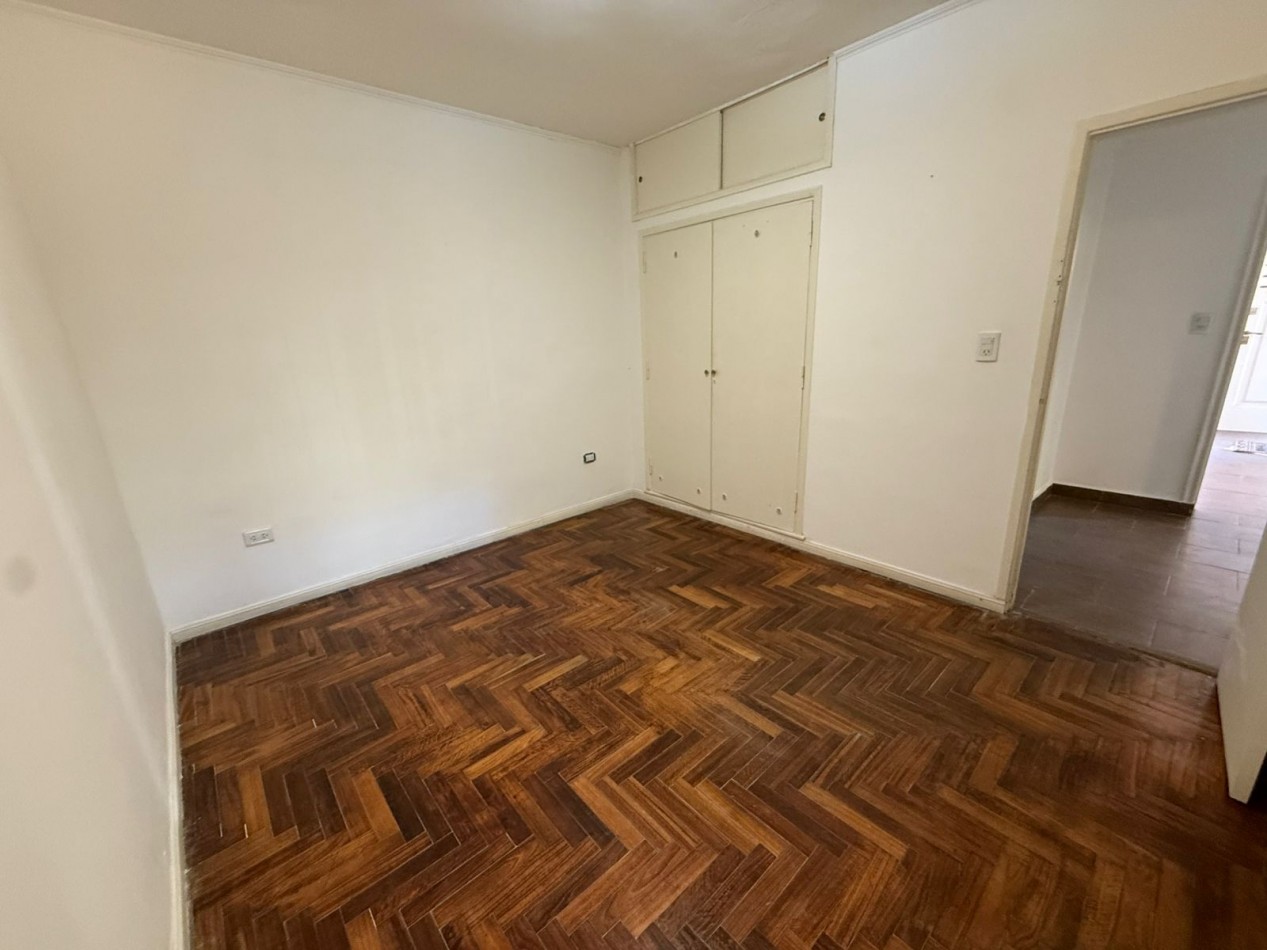 Chalet con departamento en Barrio San Jose