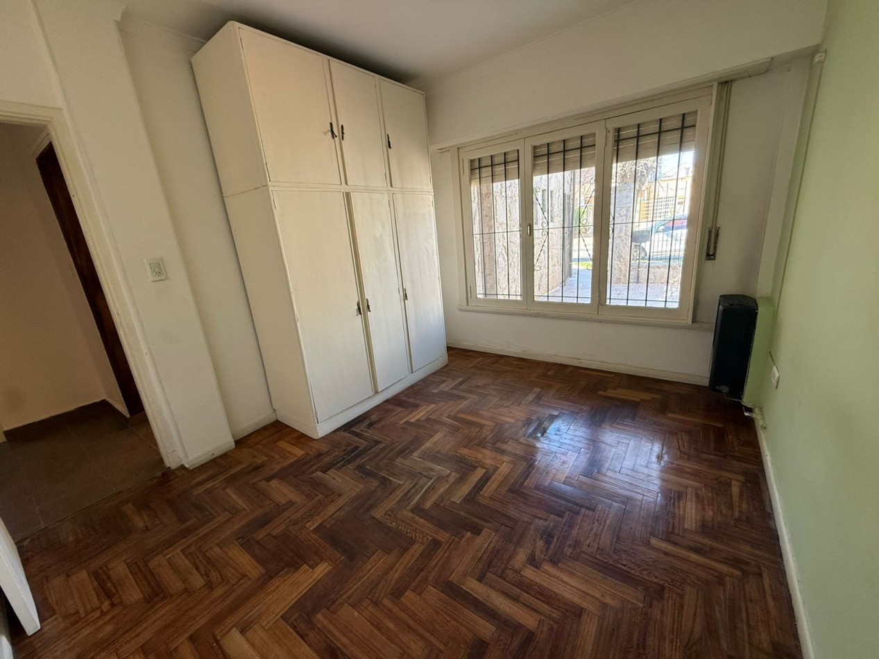 Chalet con departamento en Barrio San Jose