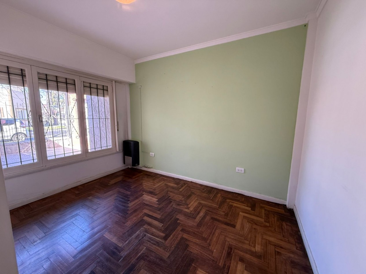 Chalet con departamento en Barrio San Jose