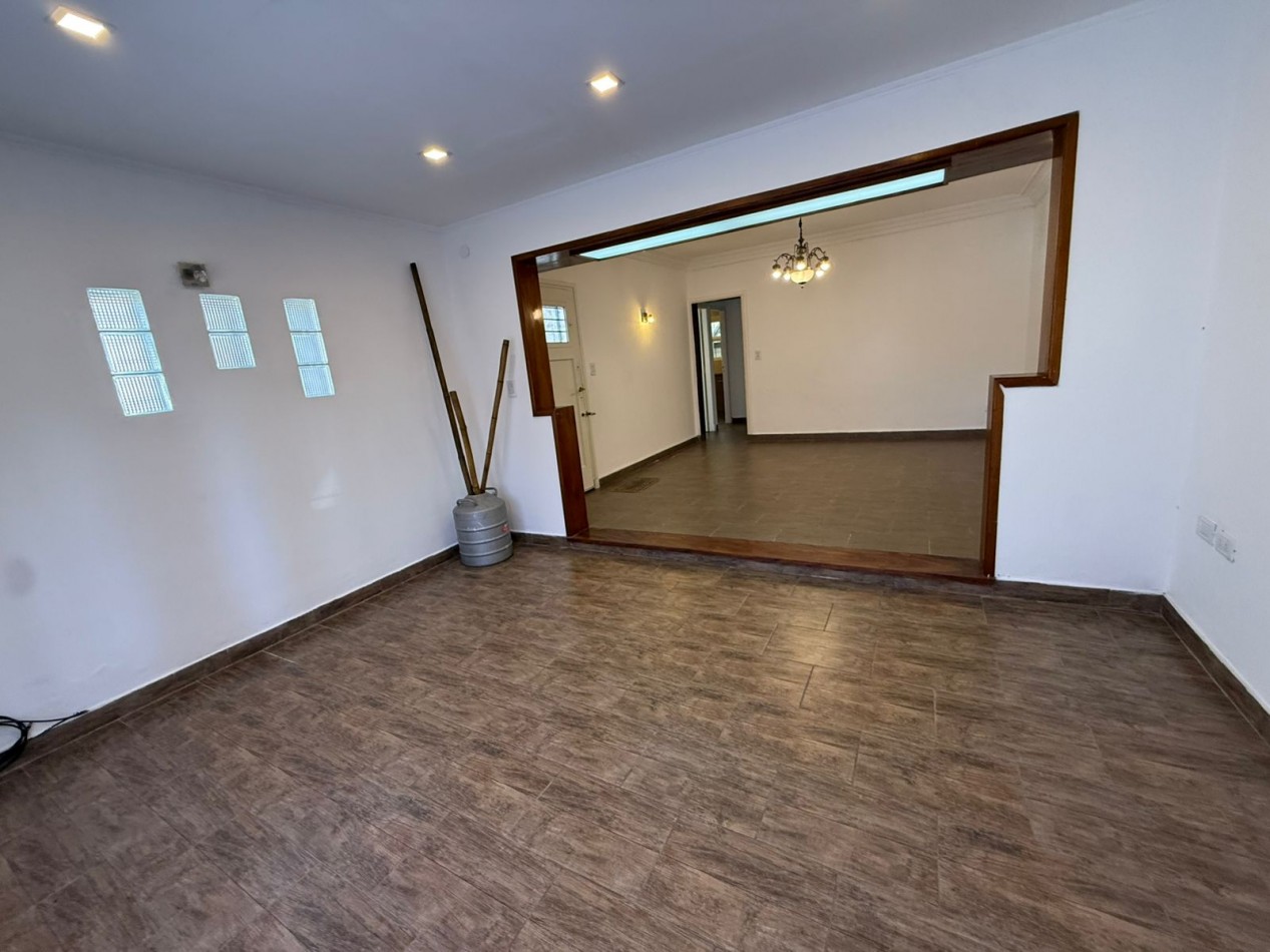 Chalet con departamento en Barrio San Jose