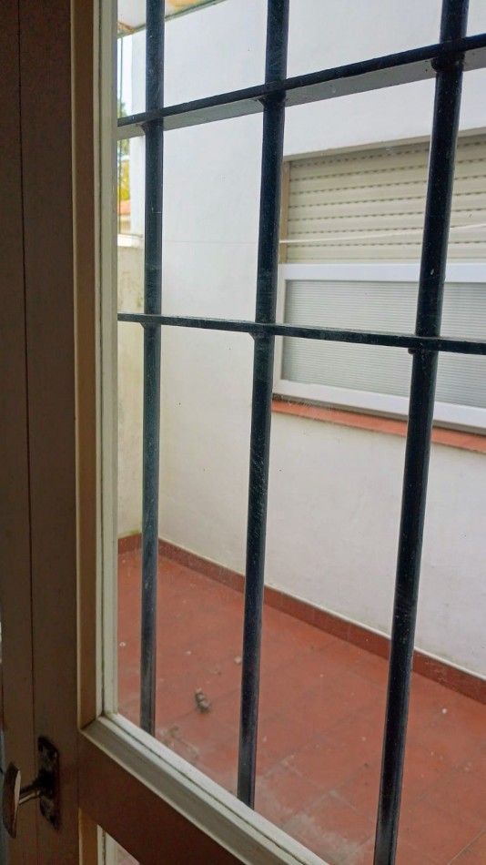 2 AMBIENTES EN PLANTA BAJA