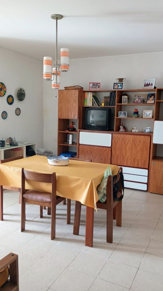 2 AMBIENTES EN PLANTA BAJA