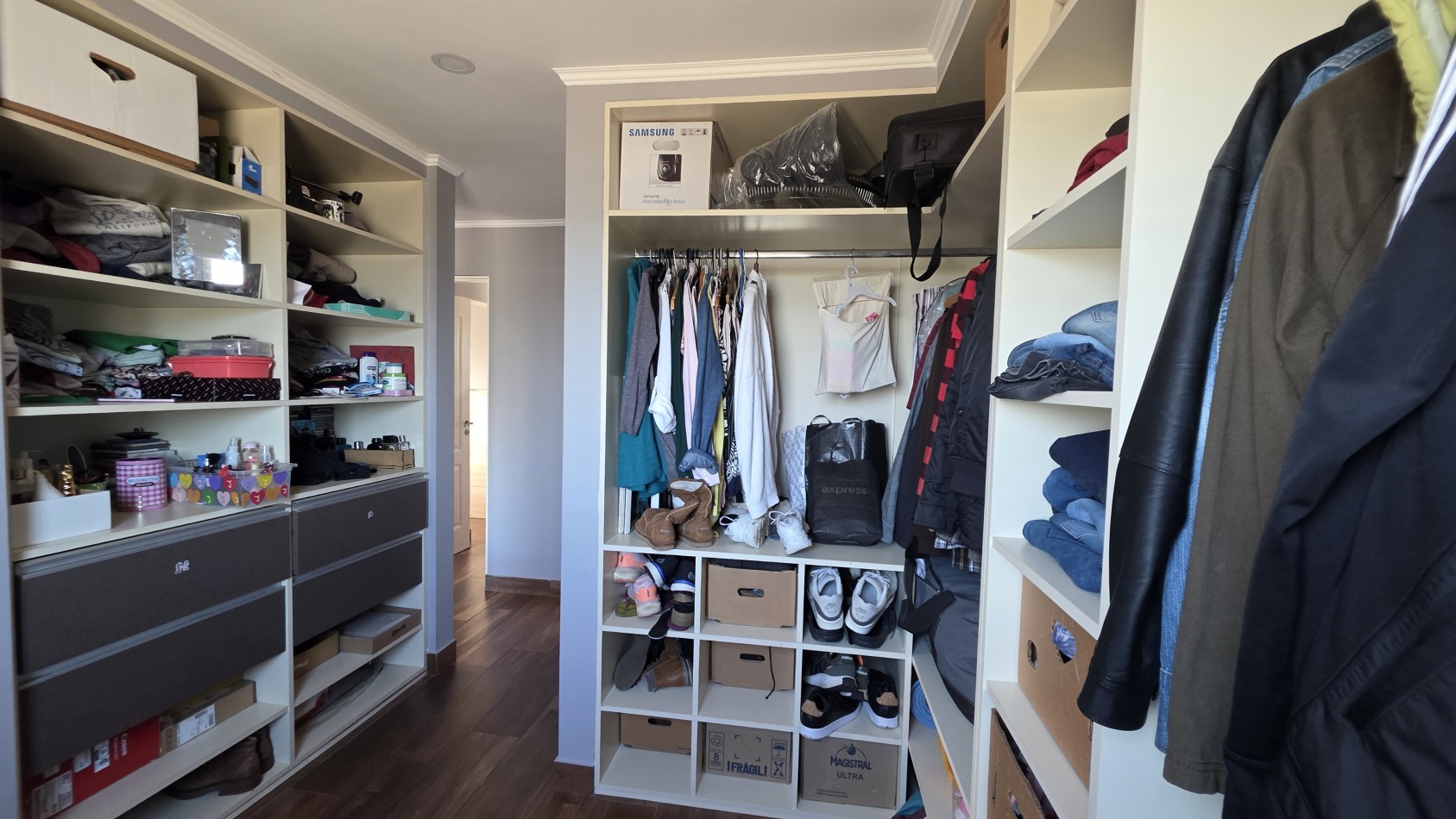 Casa 5 Ambientes con Piscina Climatizada - Barrio Privado Tierras del Mar