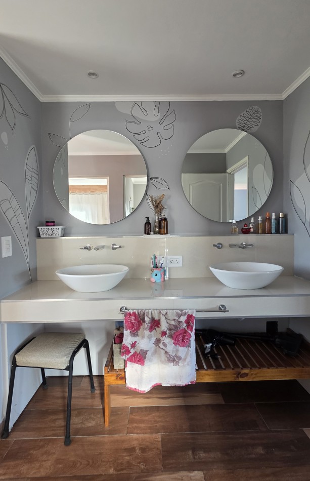 Casa 5 Ambientes con Piscina Climatizada - Barrio Privado Tierras del Mar