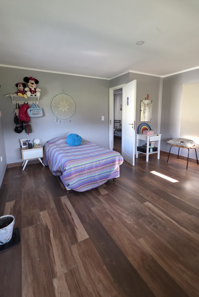 Casa 5 Ambientes con Piscina Climatizada - Barrio Privado Tierras del Mar