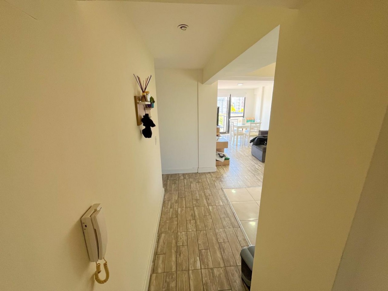 2 AMBIENTES CON COCHERA - PLAZA MITRE