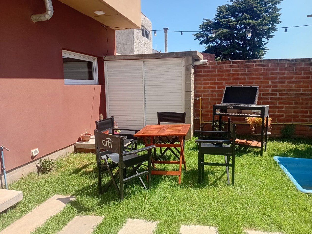 CASA 4 AMBIENTES EN DOS PLANTAS