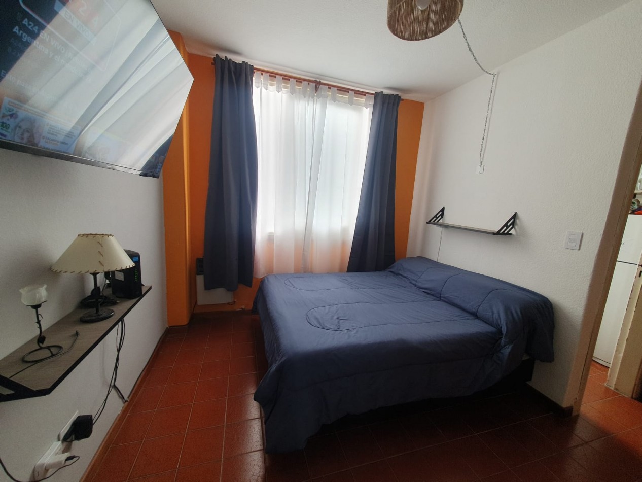 ALQUILER AMBIENTE Y MEDIO ESTUDIANTES