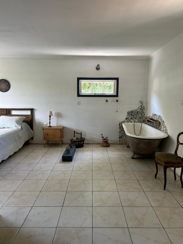 ALQUILER CASA DE 4 AMBIENTES 9 MESES