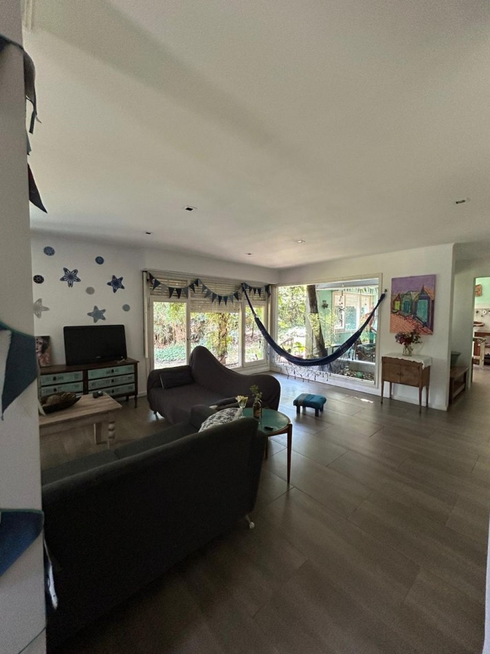 ALQUILER CASA DE 4 AMBIENTES 9 MESES