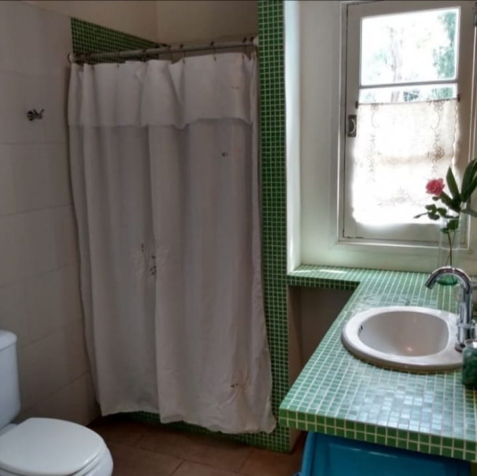 ALQUILER CASA DE 4 AMBIENTES 9 MESES