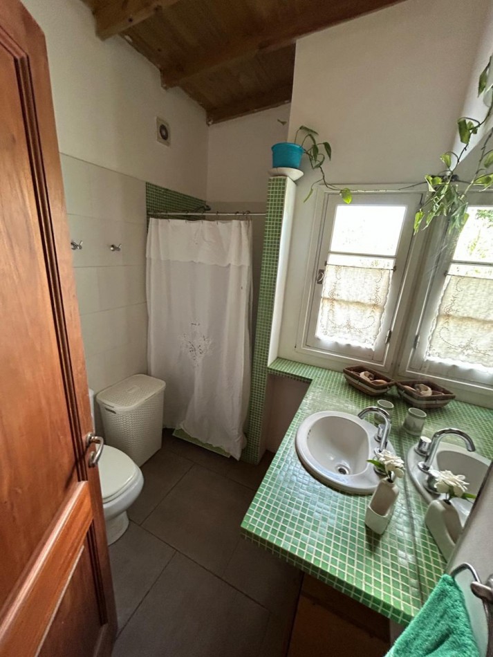 ALQUILER CASA DE 4 AMBIENTES 9 MESES