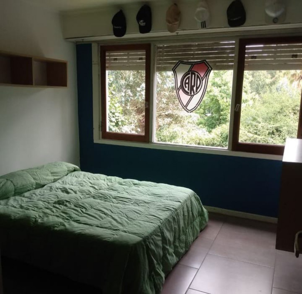 ALQUILER CASA DE 4 AMBIENTES 9 MESES