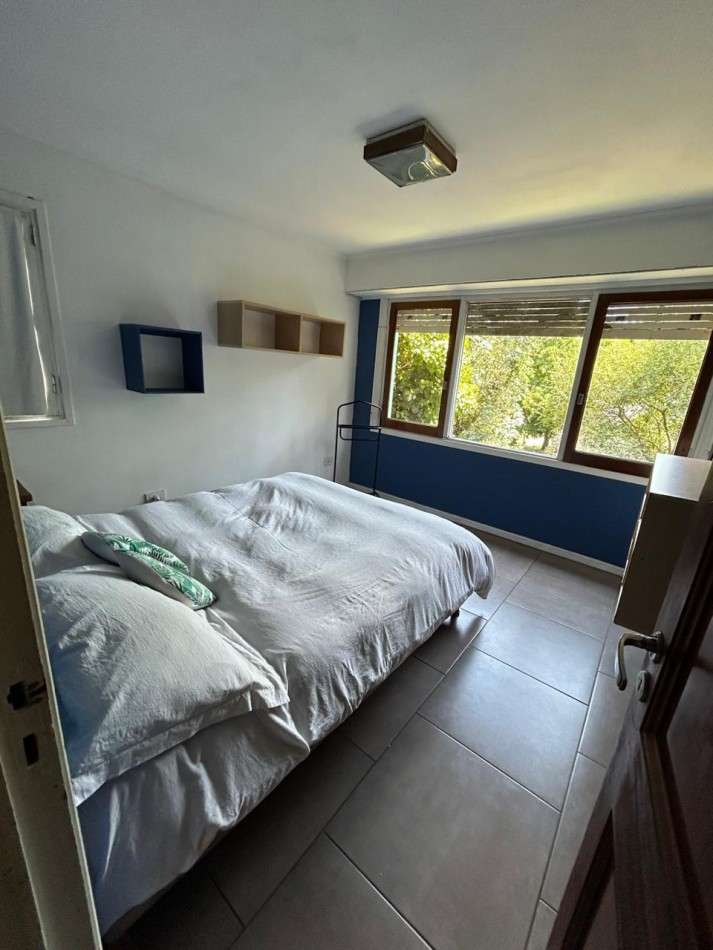 ALQUILER CASA DE 4 AMBIENTES 9 MESES