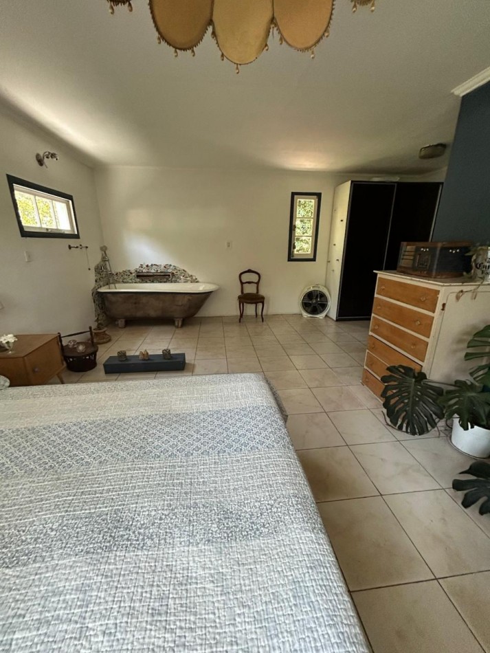 ALQUILER CASA DE 4 AMBIENTES 9 MESES