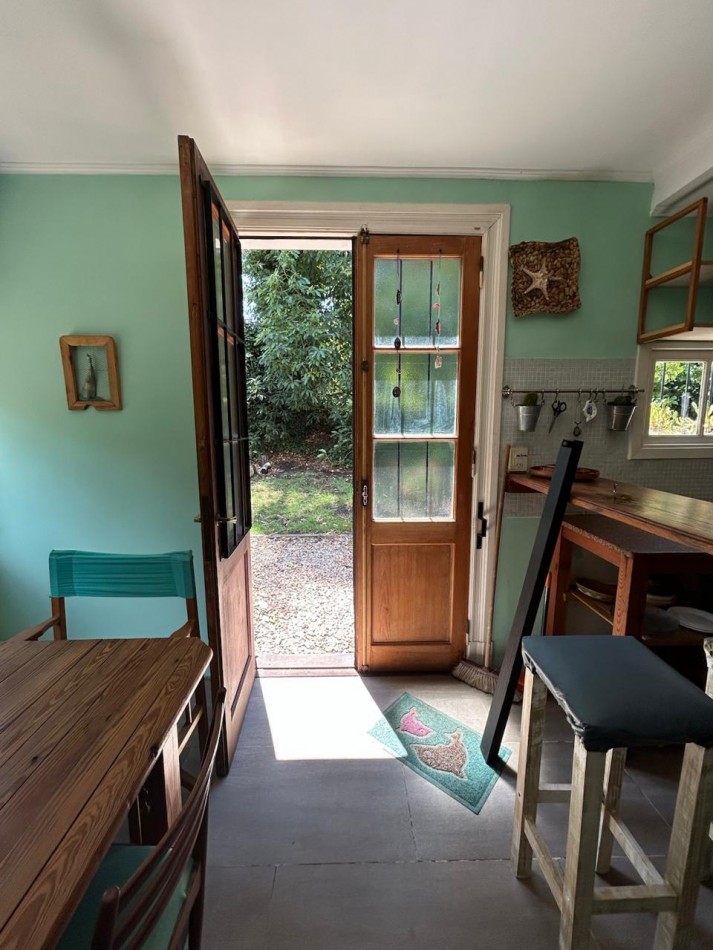 ALQUILER CASA DE 4 AMBIENTES 9 MESES