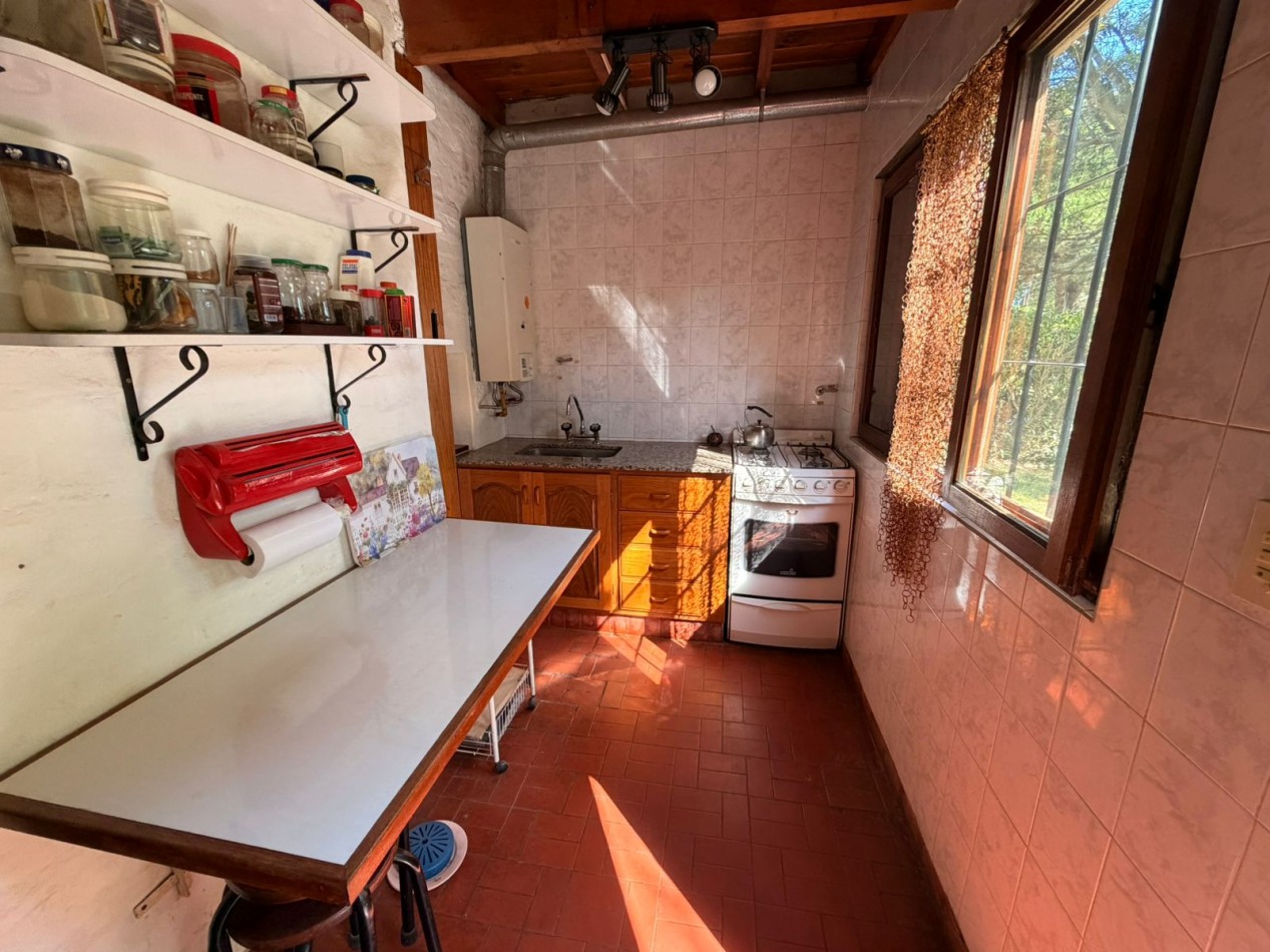 CASA ALPINA DE 3 AMBIENTES EN ALFAR