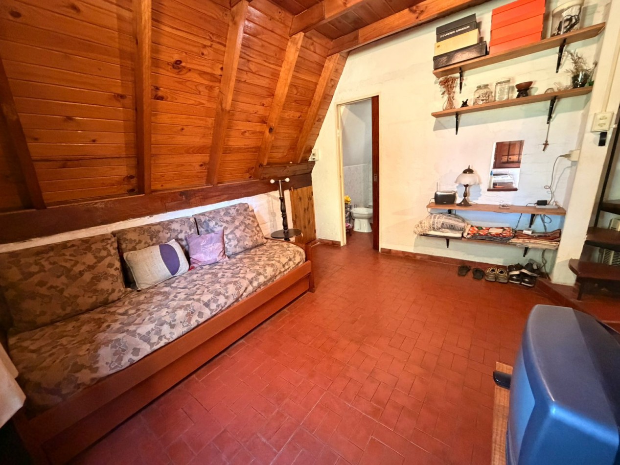 CASA ALPINA DE 3 AMBIENTES EN ALFAR