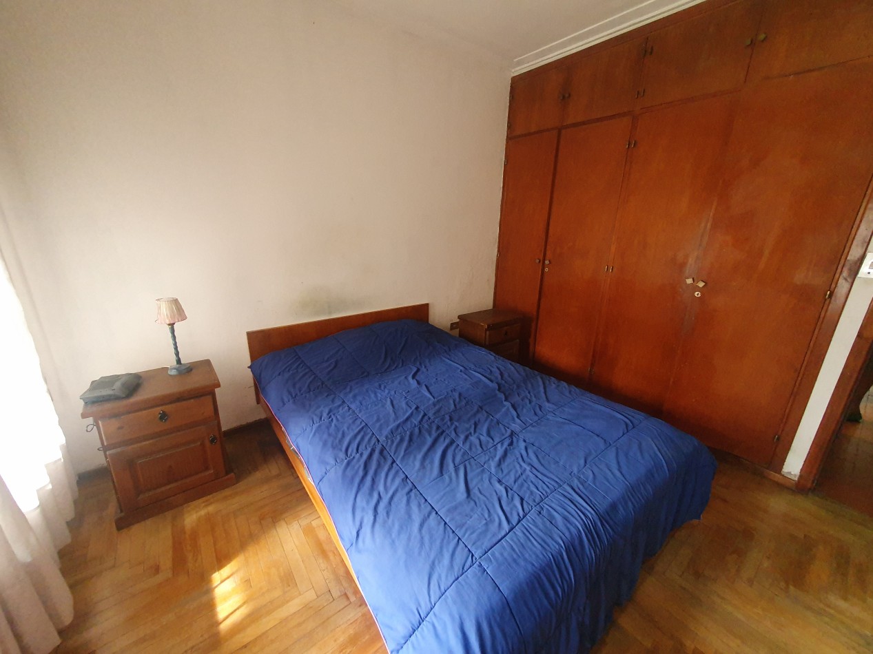 CASA 3 AMBIENTES CON GARAJE Y PATIO 