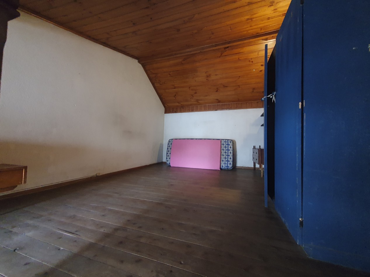 CASA 3 AMBIENTES CON GARAJE Y PATIO 