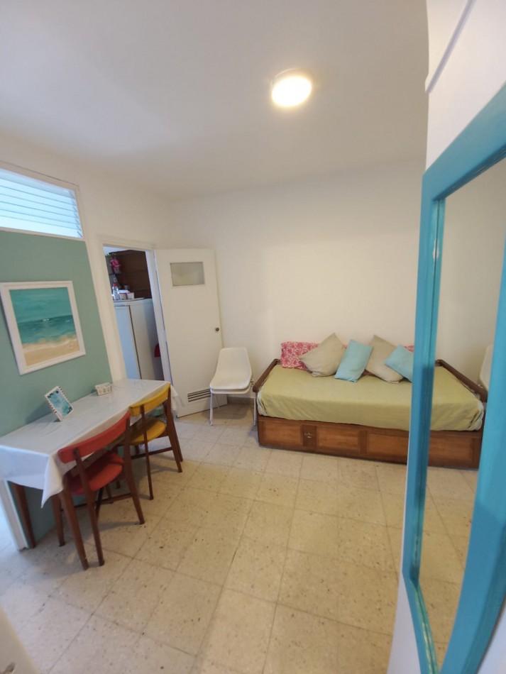 2 AMBIENTES A LA CALLE CON BALCON ESTUDIANTES