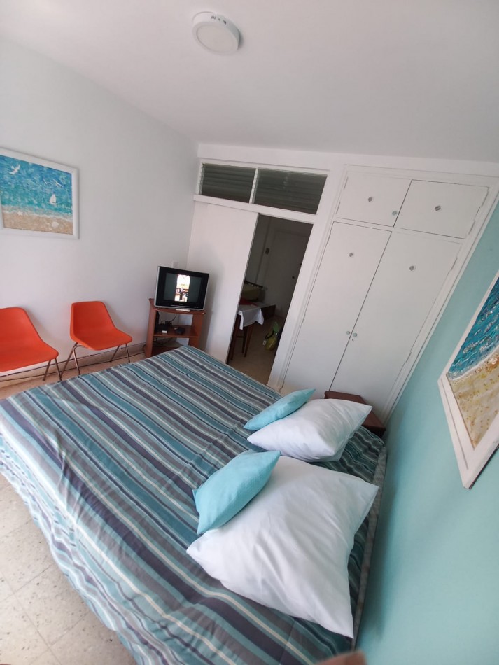 2 AMBIENTES A LA CALLE CON BALCON ESTUDIANTES