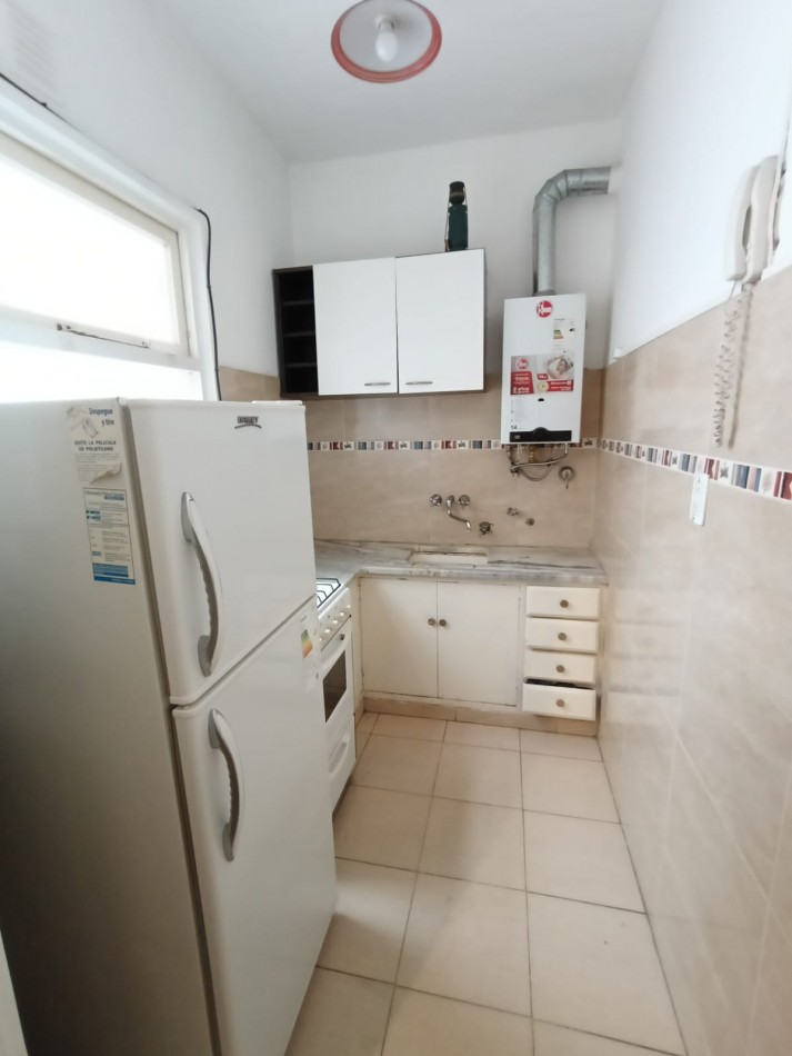 2 AMBIENTES INTERNO CENTRO